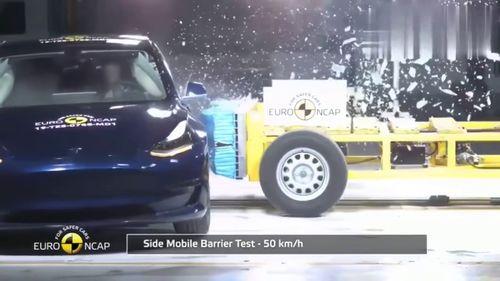 國(guó)產(chǎn)電動(dòng)車(chē)撞車(chē)測(cè)試視頻,揭秘安全性能與耐撞實(shí)力