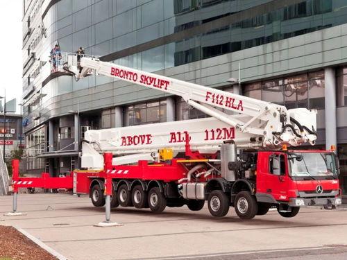 國(guó)產(chǎn)云梯消防車視頻